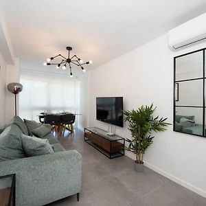 Appartement à 3 Chambres à Coucher