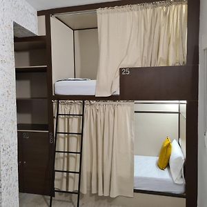 Dormitory Room Mixed