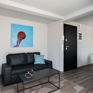 Appartement à 2 Chambres à Coucher