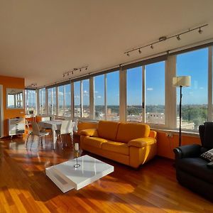 Domus Mirabile