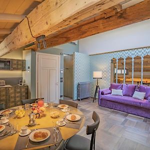 Appartement à 3 Chambres à Coucher