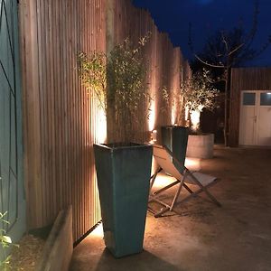 DU MANN petite maison jardin à 100m du port de Vannes avec PARKING privé