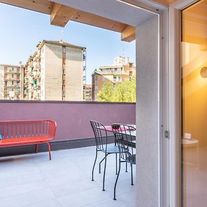 Joivy Contemporary Apartments In Historical Giambellino-Lorenteggio
