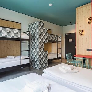 Dormitory Room Mixed