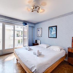 Appartement à 2 Chambres à Coucher