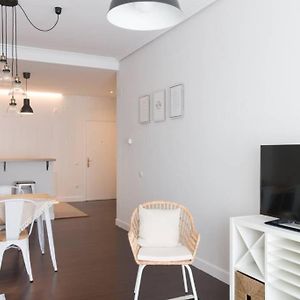 Appartement à 3 Chambres à Coucher