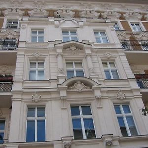 Appartement à 3 Chambres à Coucher