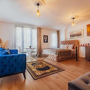 Taksim Wonder Suites