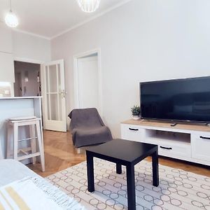Barska 21 By Homeprime