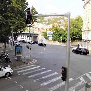 2 spacious bedrooms near Riquier station!