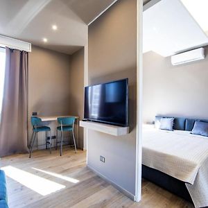 Amazing New Suite With Beautiful View From Moscova Suites Apartments Group