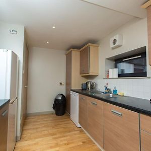 Bright Modern Apartment - Royal Mile