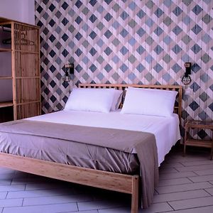 Walk Rooms