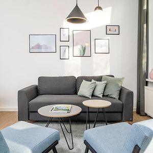 Appartement à 2 Chambres à Coucher