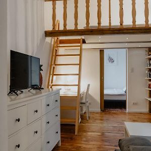 Appartement à 2 Chambres à Coucher