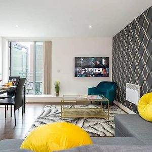 Appartement à 2 Chambres à Coucher