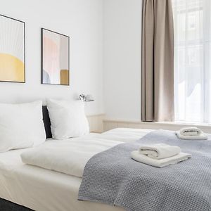 Suite à 2 Chambres à Coucher
