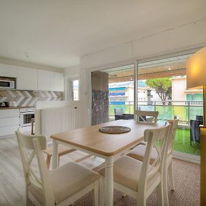 Immogroom - Terrace - Near Shops - Parking - Wifi - Ac Livingroom