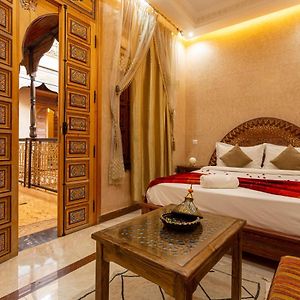 Chambre Standarde Lit Queen-Size