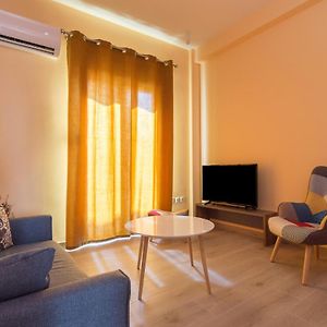 Appartement à 2 Chambres à Coucher