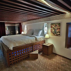 Chambre Lit Queen-Size