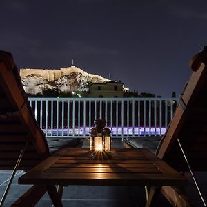 105 Adrianou Plaka