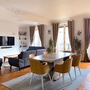 Marvellous Sunbathed 3Br At The Heart Of Paris
