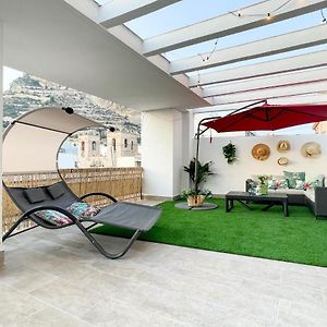Appartement à 3 Chambres à Coucher