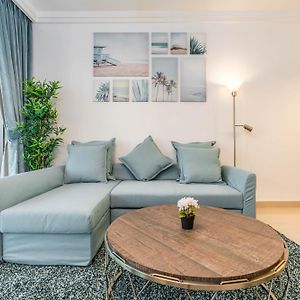 Lux Bnb Boulevard Point Sky Line Views