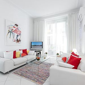 Feel Home - Grimaldi