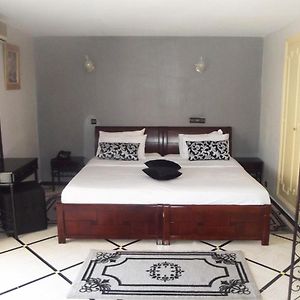 Chambre Lit Queen-Size
