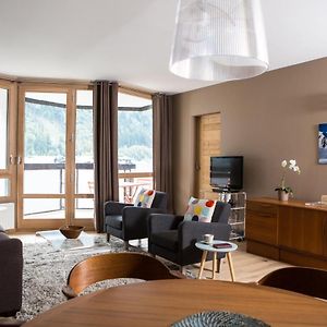 Appartement à 2 Chambres à Coucher