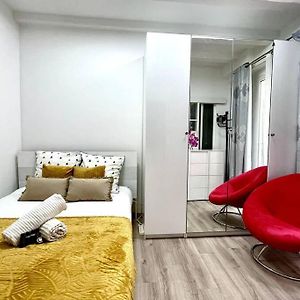 Exceptionnelle maison de ville ✧Cour privée ✧Métro