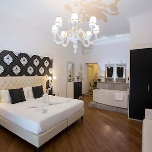 Navona Vita Suites