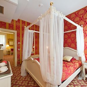 Chambre Familiale