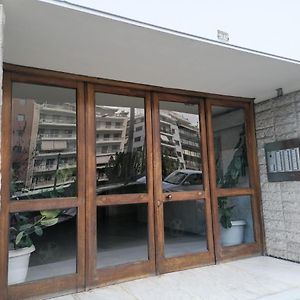 Chic And Comfort Home In Central Athens