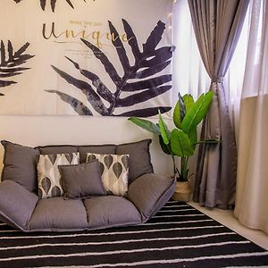 Appartement à 3 Chambres à Coucher
