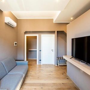 New Wonderful Bilo With Walk-In Closet From Moscova Suites Apartments