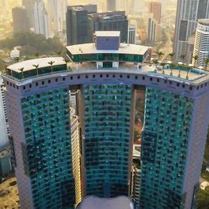 Sky Suites With Klcc Twin Tower View By Irent365