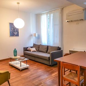 Dorsoduro Venice Apartment