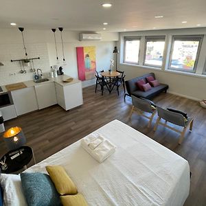 Superb Loft 899