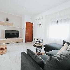 Shiny Nab Super Family Apartment