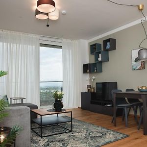 Appartement à 2 Chambres à Coucher