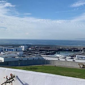 Tanger *Maison avec terrasse et vue sur la mer *
