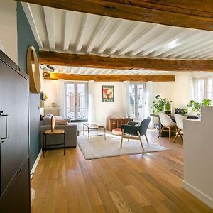 Appartement à 2 Chambres à Coucher