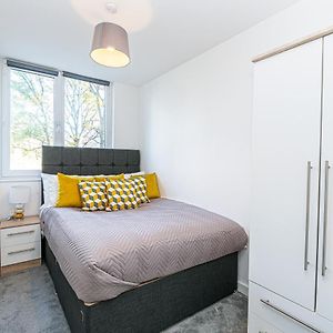 Kinetic Apartments