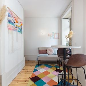 Vibrant Flat By Sao Bento W/Balcony - Loureiro140