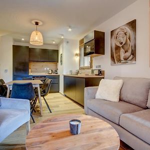 Appartement à 2 Chambres à Coucher