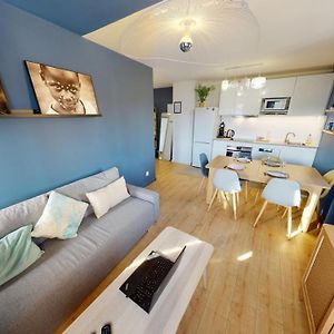 Appartement à 2 Chambres à Coucher