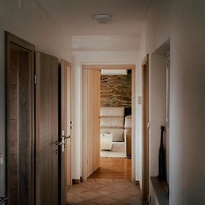 Appartement à 3 Chambres à Coucher